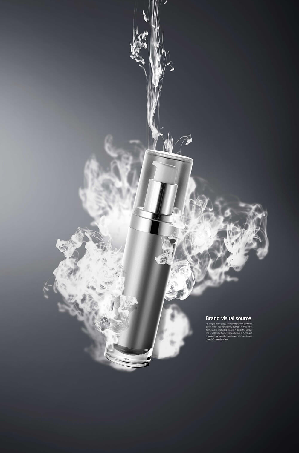 黑色背景烟雾化妆品品牌视觉海报设计模板
