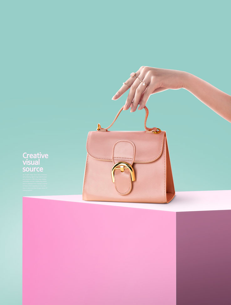 女性时尚包包品牌创意视觉海报设计模板