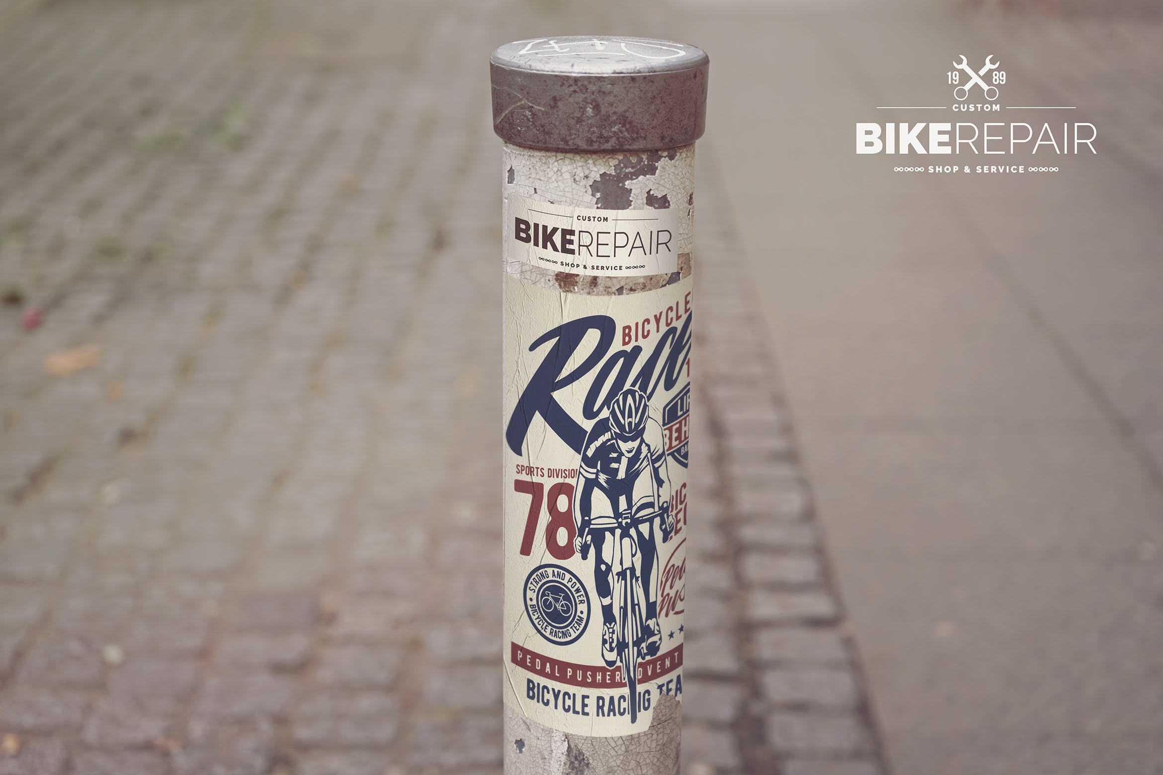 城市圆柱标志/海报张贴效果样机模板 Urban Sign Mockup