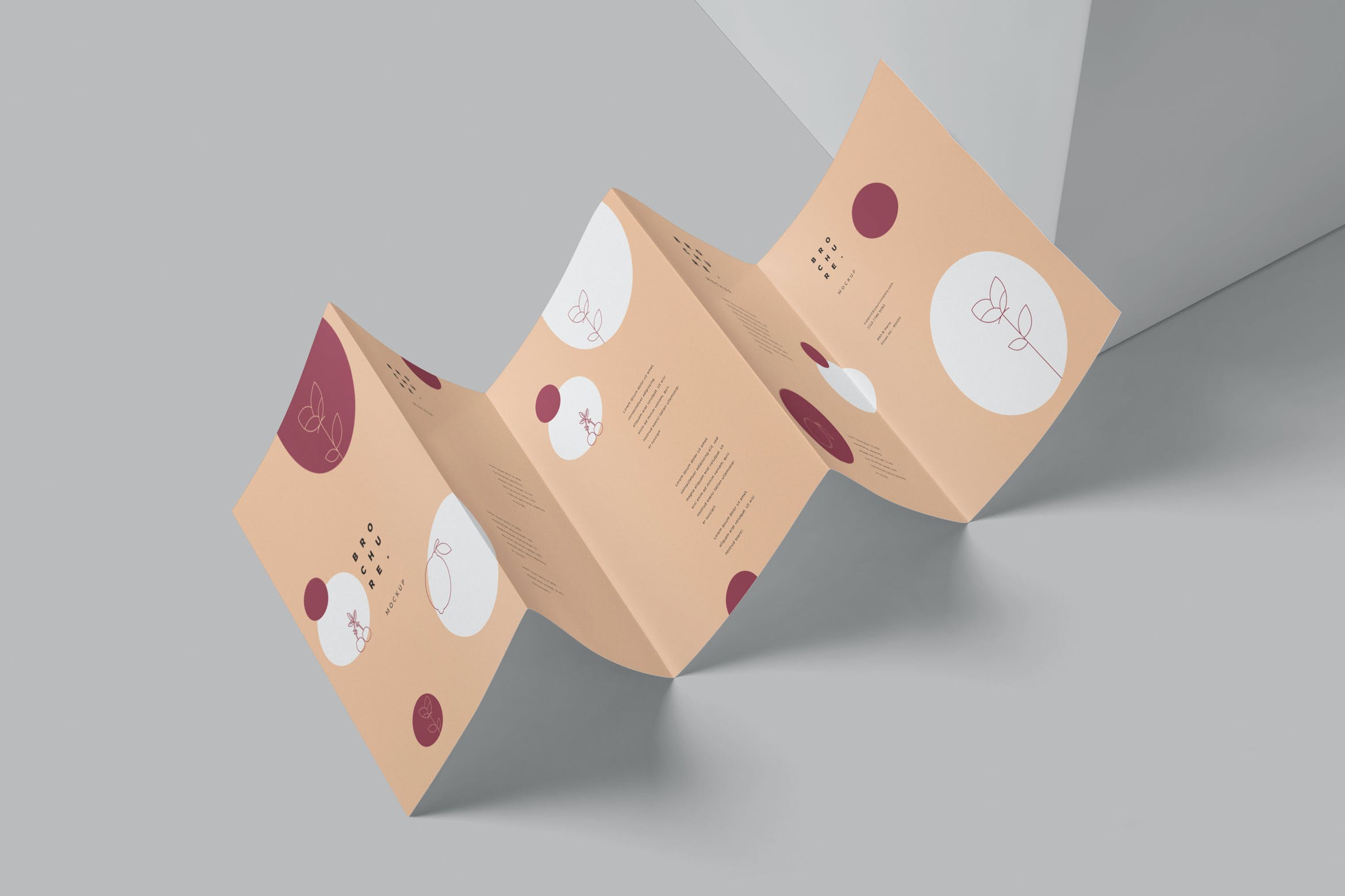 A5尺寸5折叠手风琴广告传单样机 A5 5 Fold Accordion Flyer Mockups