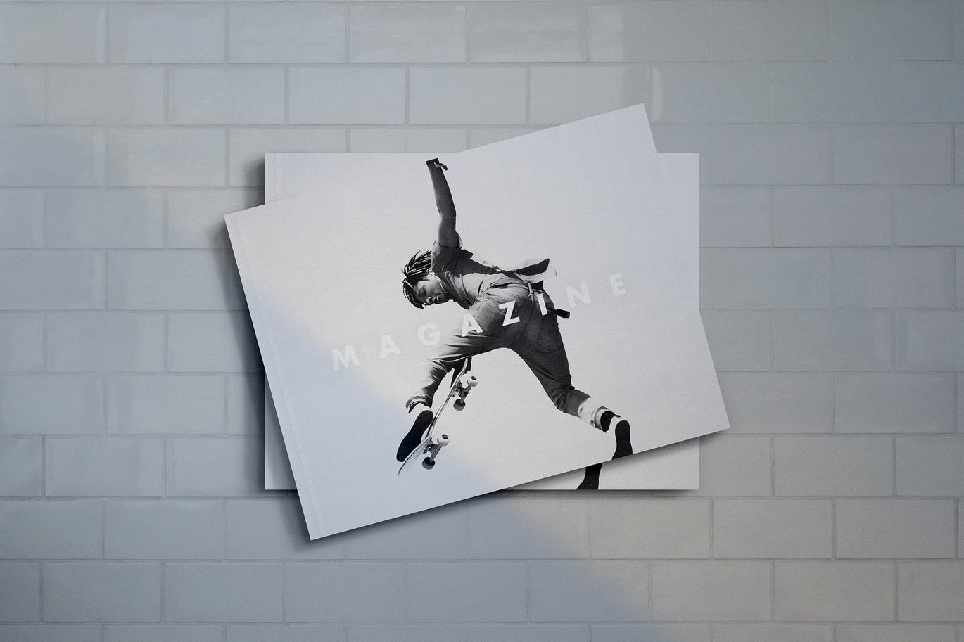 堆叠的杂志封面设计样机素材 Stacked Magazines Mockup