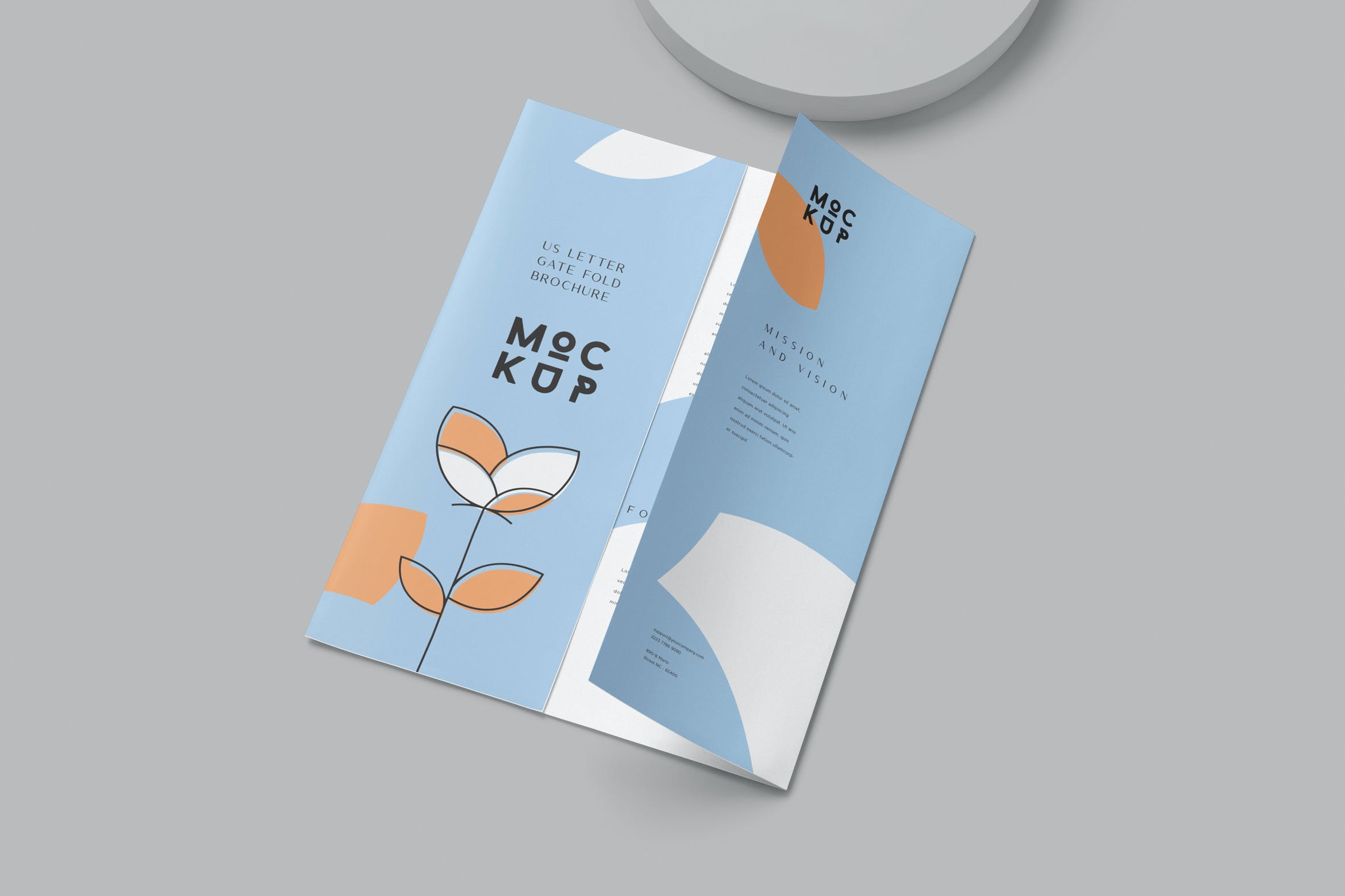 美国信纸尺寸折叠小册子设计样机模板 US Letter Gate Fold Brochure Mockups