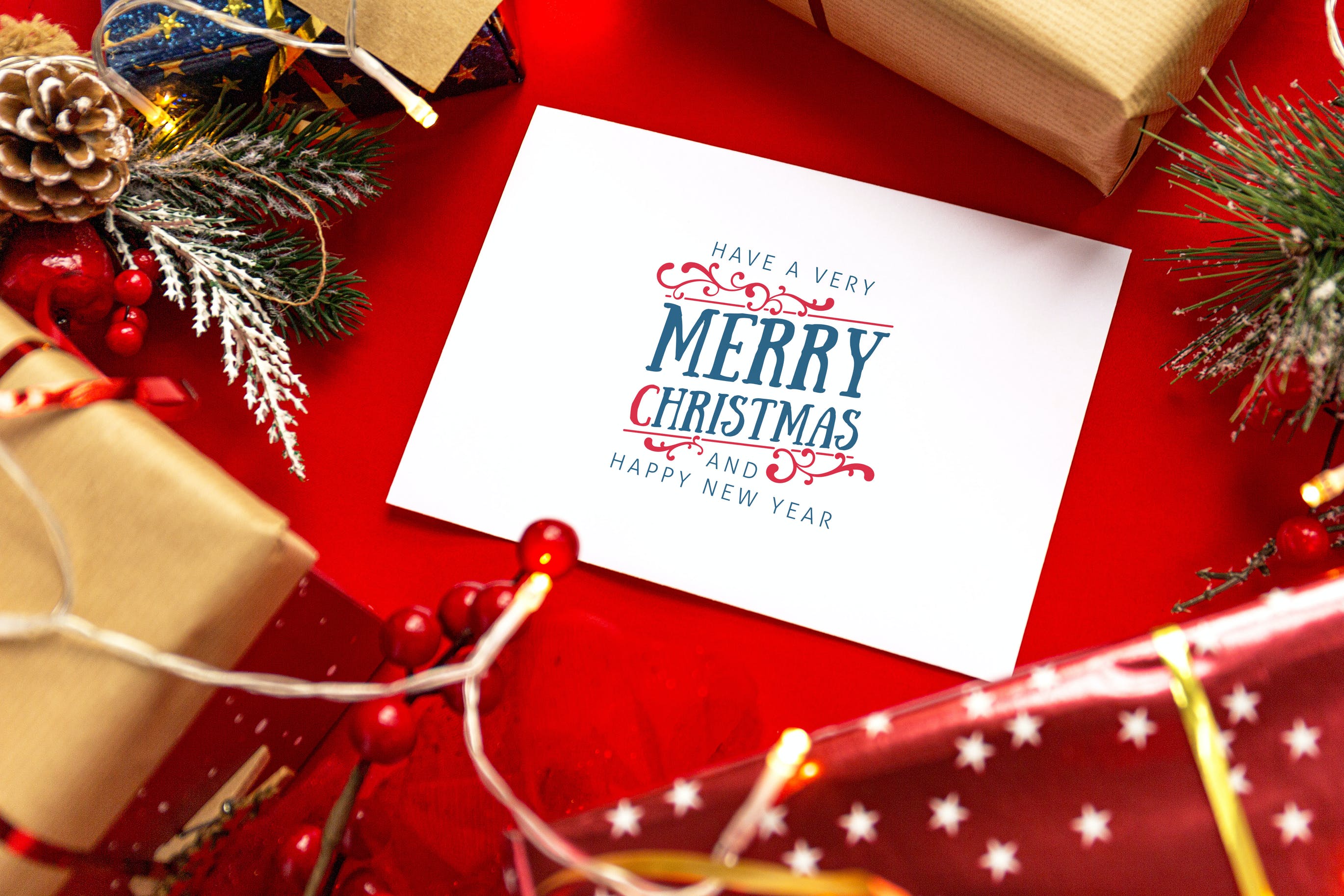 圣诞祝福卡设计样机 Christmas Card Mockup