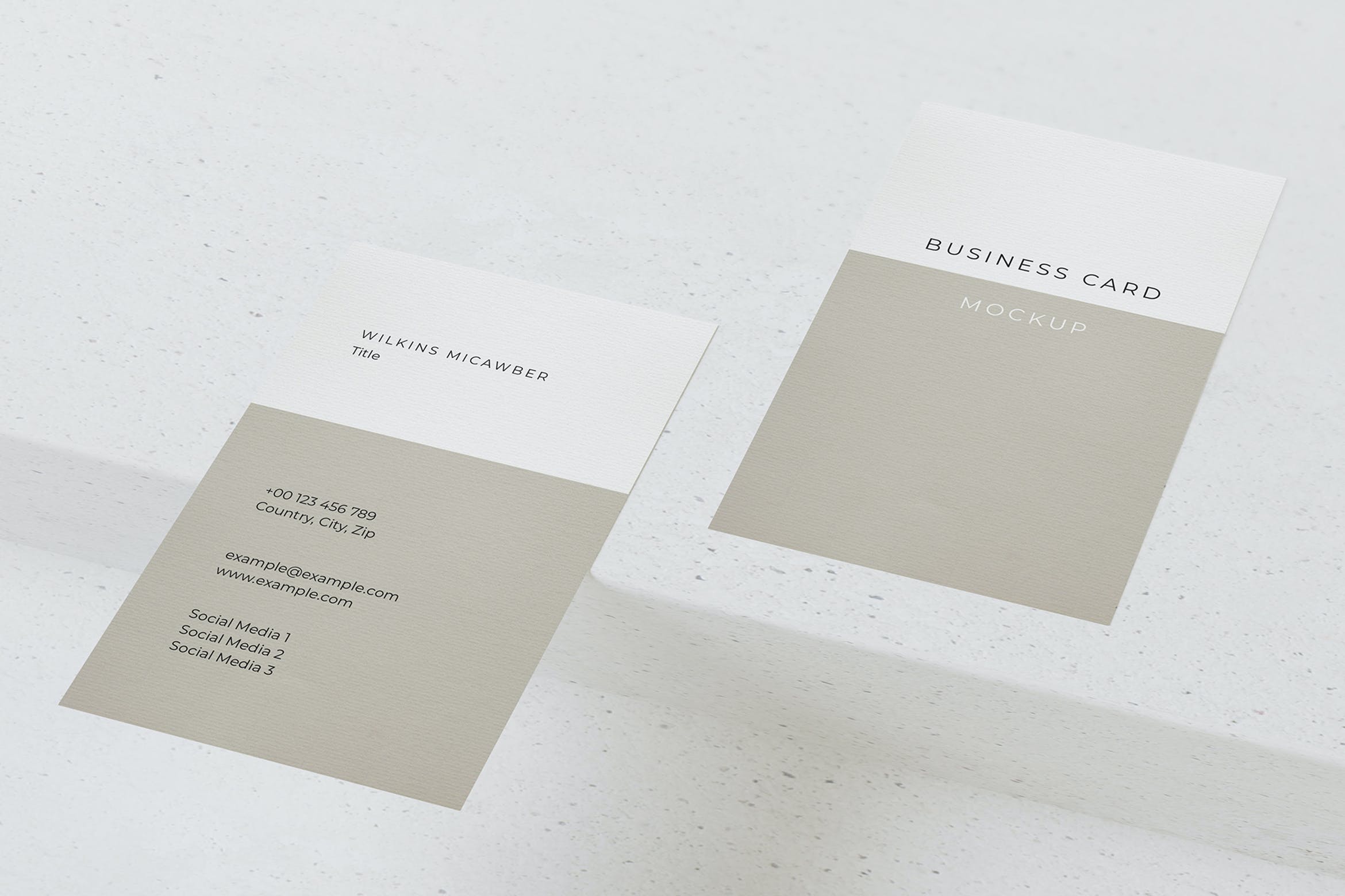 垂直设计名片展示样机 Vertical Business Cards Mockup