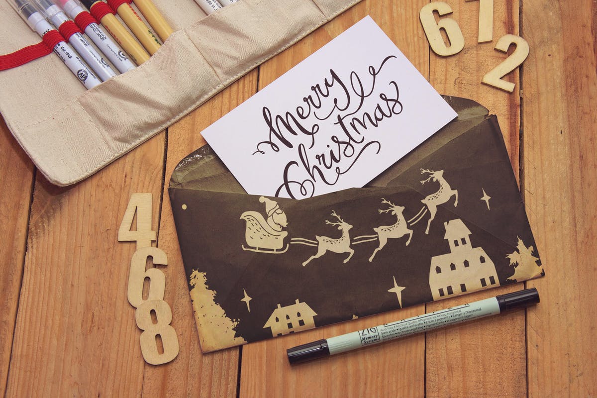 商业信封邀请函展示场景样机模板 Commercial Envelope Invitation