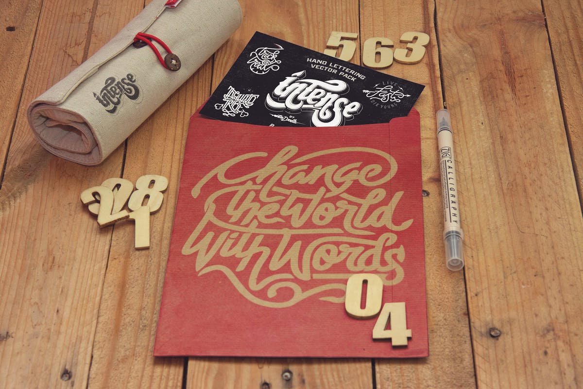 个性化办公用品复古信封样机展示模板 Personalized Office Envelope.zip