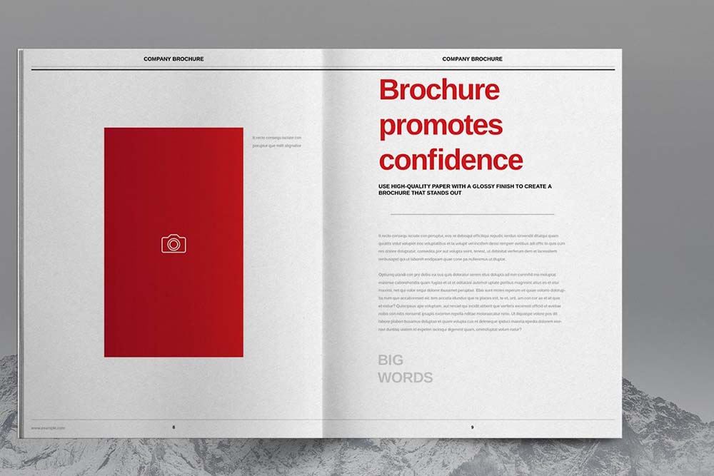 多用途红色宣传册模板